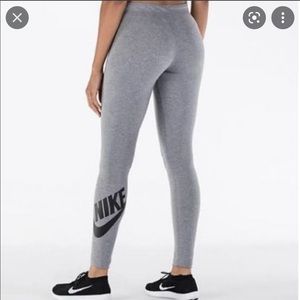 Nike grey leggings (S)